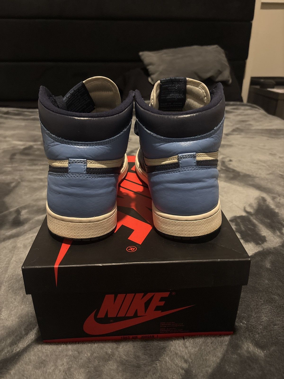 Jordan Brand Air Jordan 1 Retro High OG Obsidian Size 9.5 Size US 9.5 / EU 42-43 - 3 Thumbnail