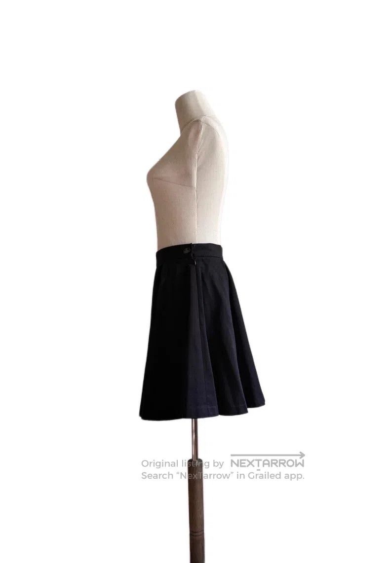 Vivienne Westwood Vivienne Westwood size M Black Large Flared A-Line Skirt Size 23" - 3 Thumbnail