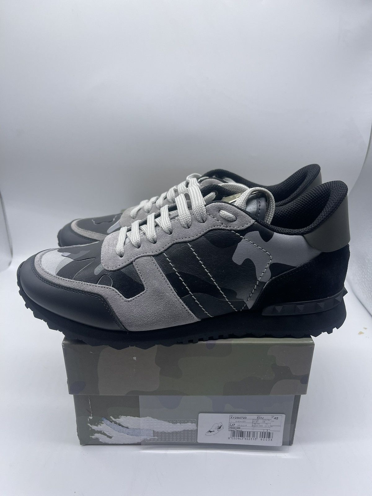 Valentino Valentino rock runners size eu42 Size US 9 / EU 42 - 3 Thumbnail