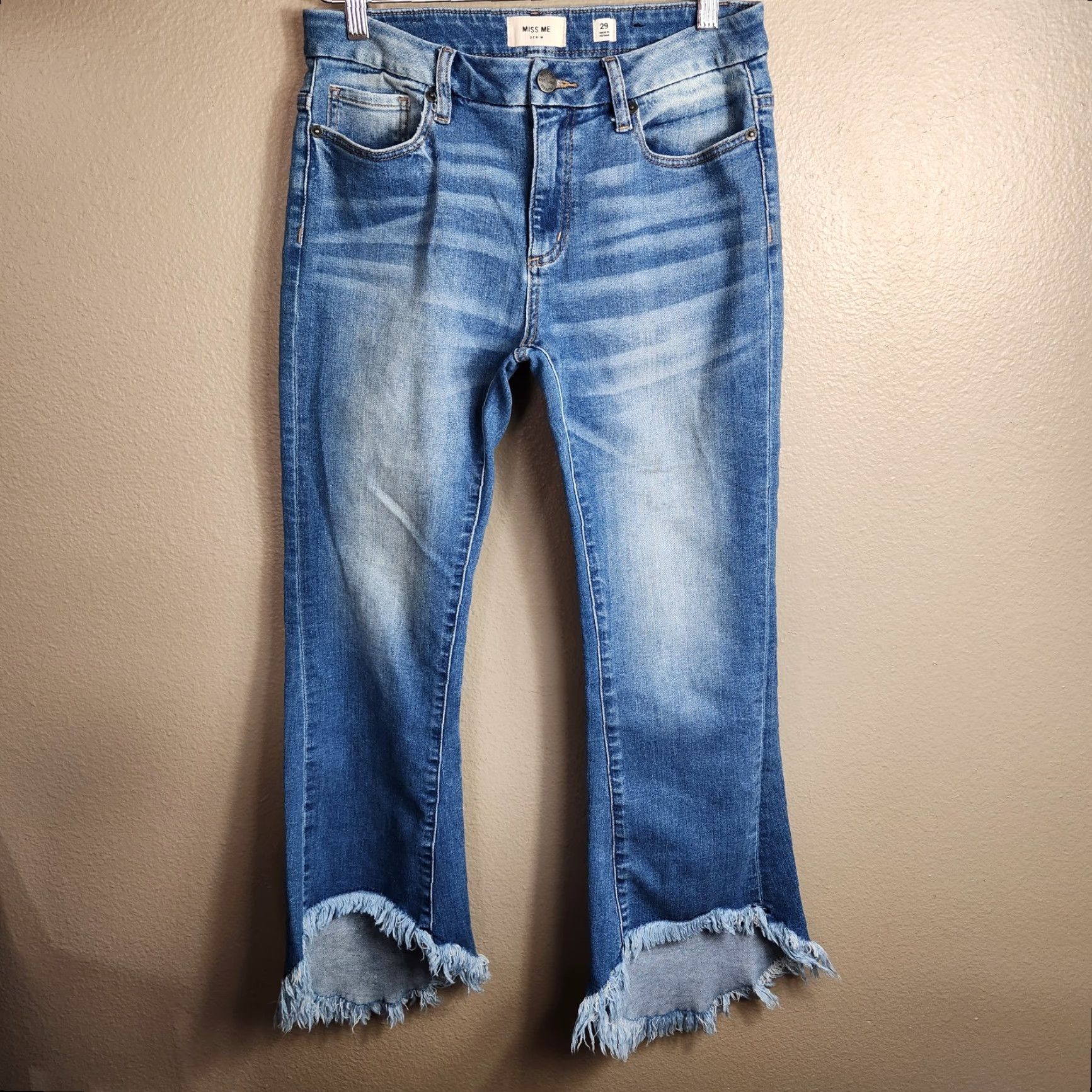 Miss Me Miss Me Jeans |29| Mid Rise M2207CF Crop Fray Flare Denim Womens Regulate? Size 29" - 2 Thumbnail