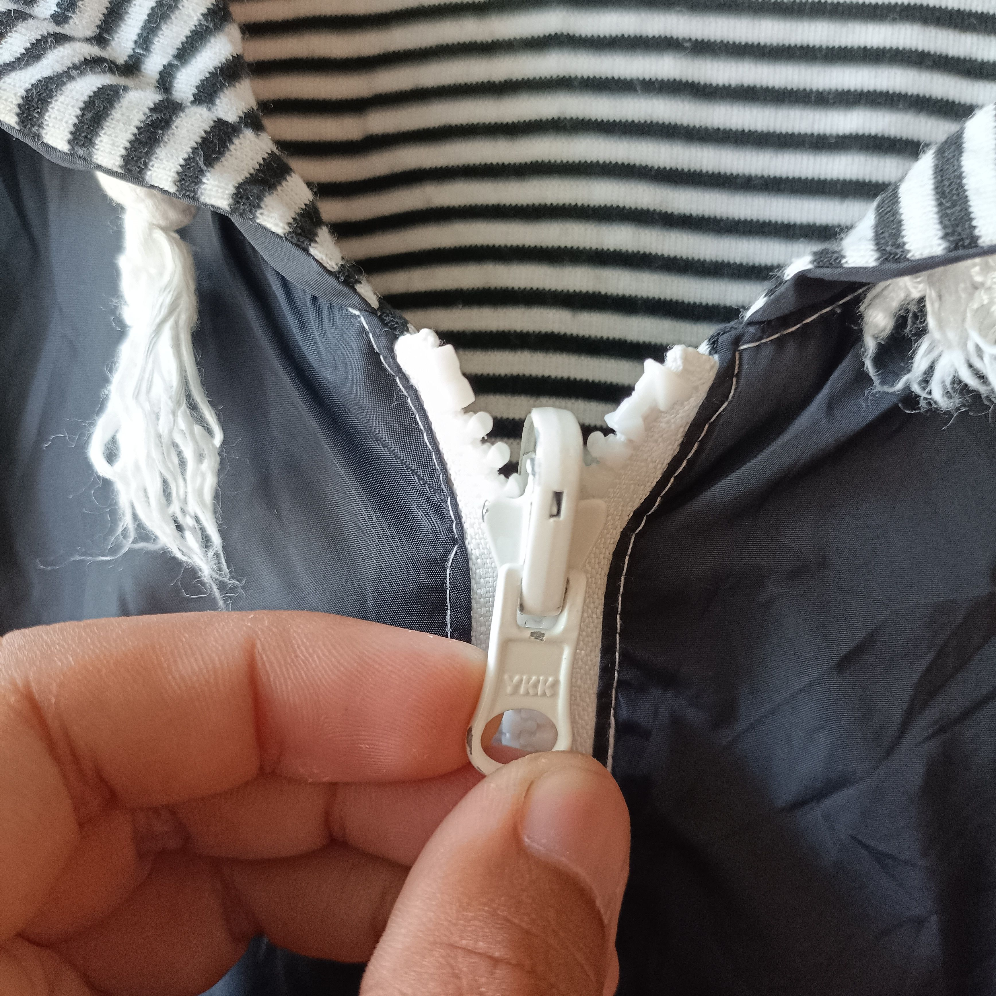 Courreges Vintage Courrèges Riversible nylon cropped jacket Hooded Size S / US 4 / IT 40 - 8 Thumbnail