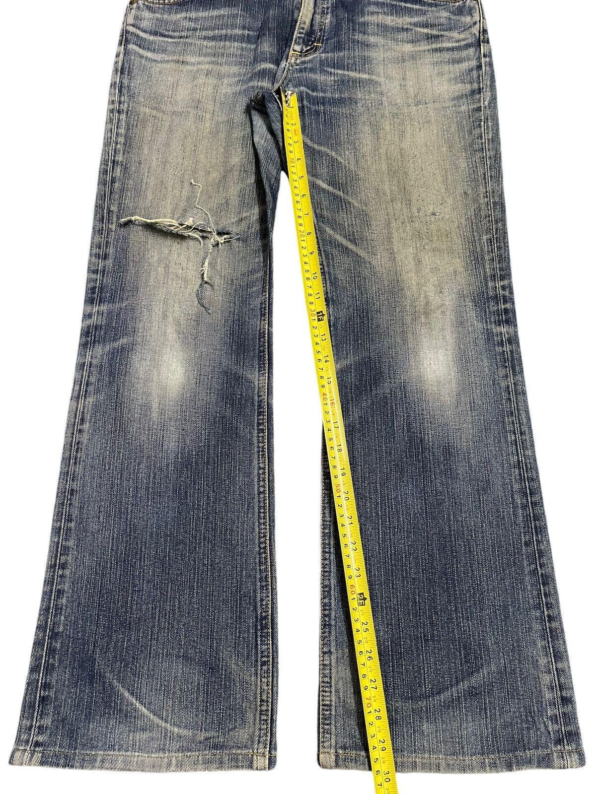 Lee Vintage Lee Blue Faded Wash Distressed Style Wide Leg Jeans Size US 34 / EU 50 - 12 Thumbnail