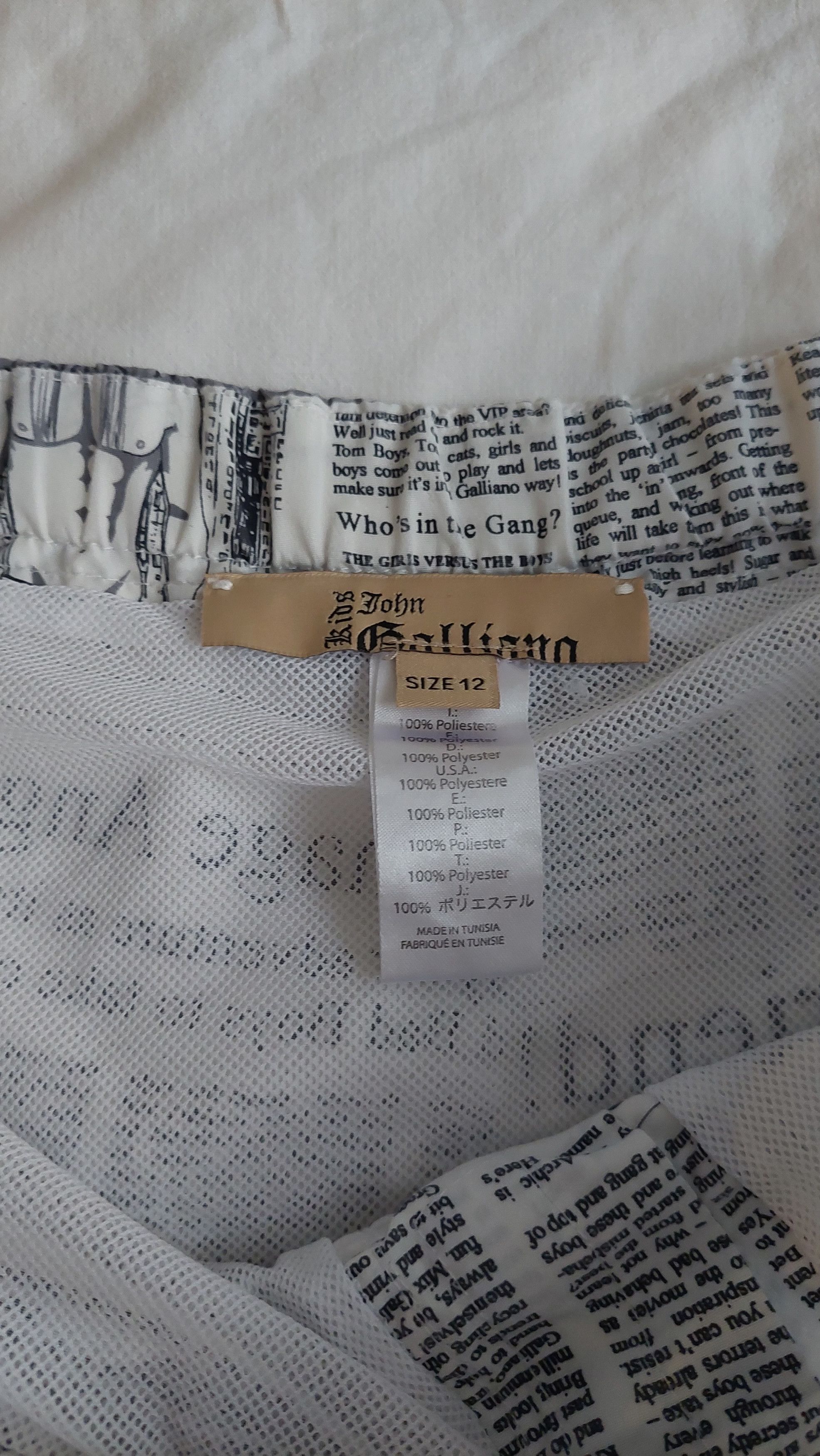 John Galliano John Galliano newspaper swimming shorts Size 25" / US 0 / IT 36 - 4 Thumbnail