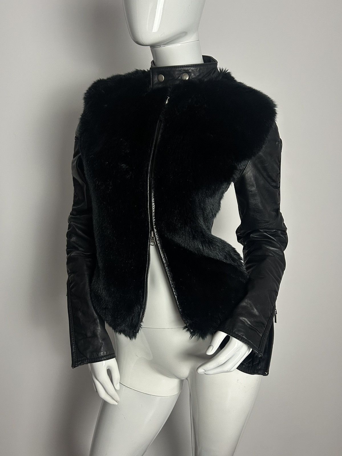 Other Vintage biker leather jacket with fur and draped sleeves Size S / US 4 / IT 40 - 7 Thumbnail