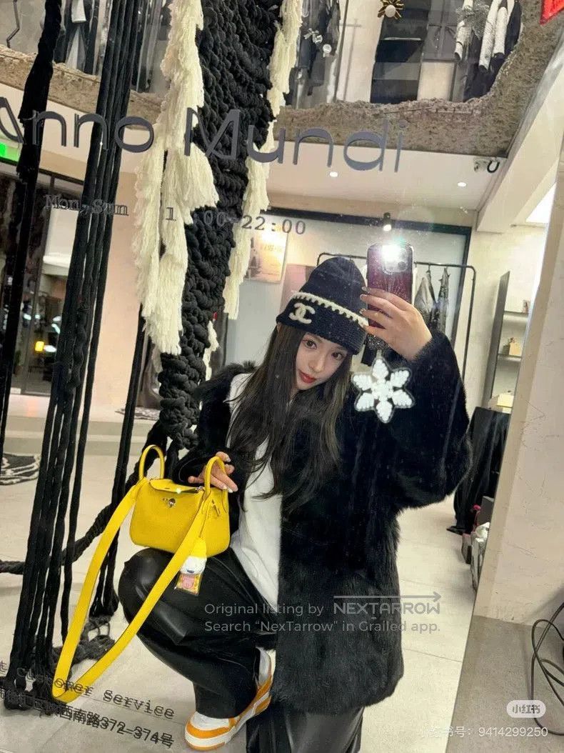 Chanel Chanel Black Knit Beanie with Logo. Size ONE SIZE - 9 Thumbnail