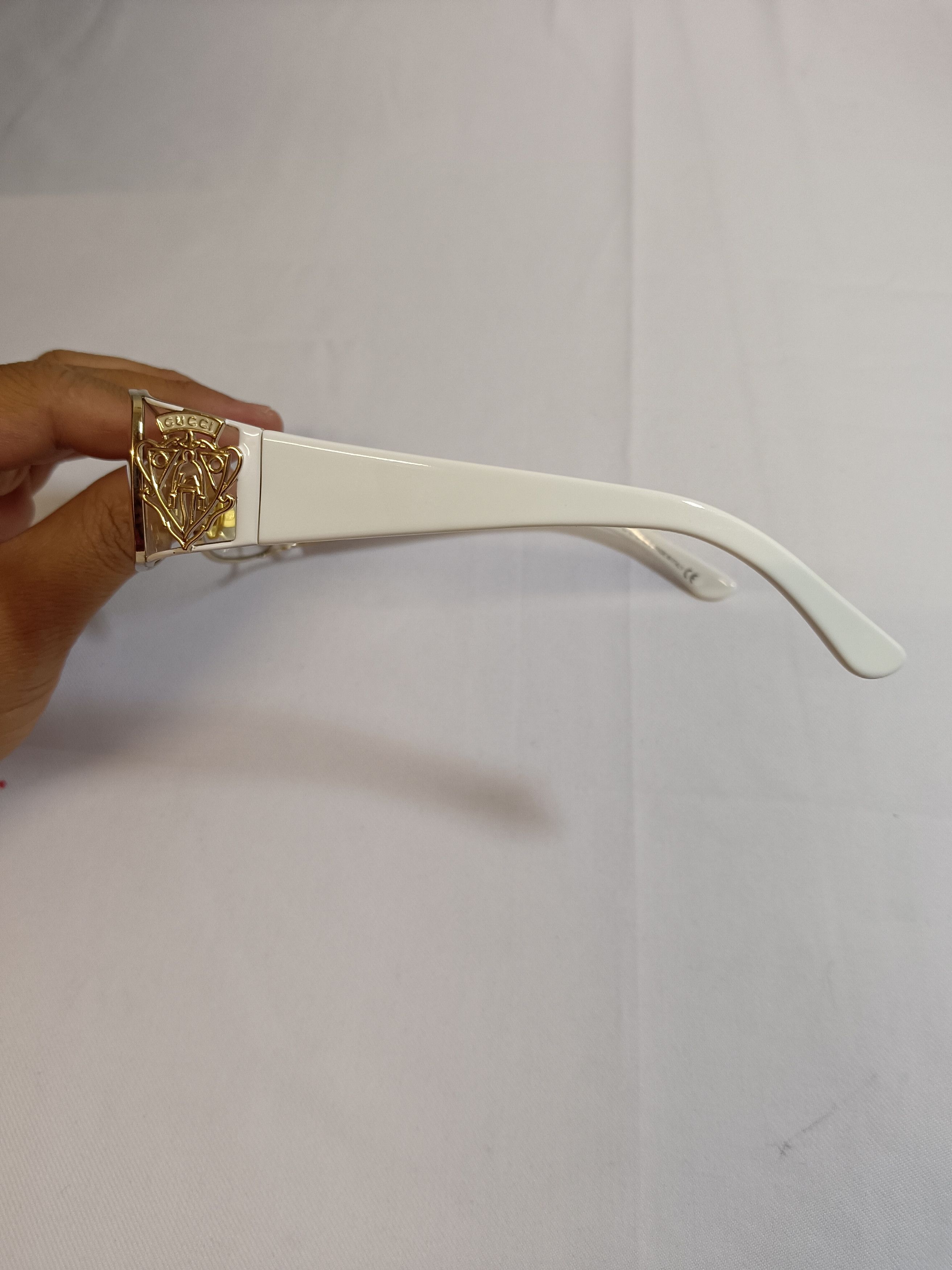 Gucci Vintage Y2K Gucci Gold & White Glasses Trompe L’oeil Size ONE SIZE - 4 Thumbnail