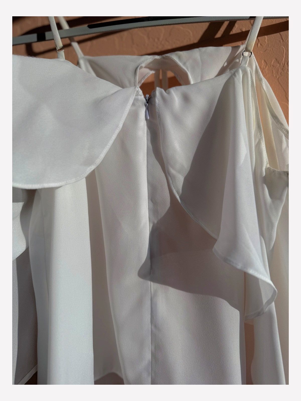 Guess GUESS White Ruffle Chiffon Halter Top – Elegant & Flowy Size M / US 6-8 / IT 42-44 - 5 Thumbnail