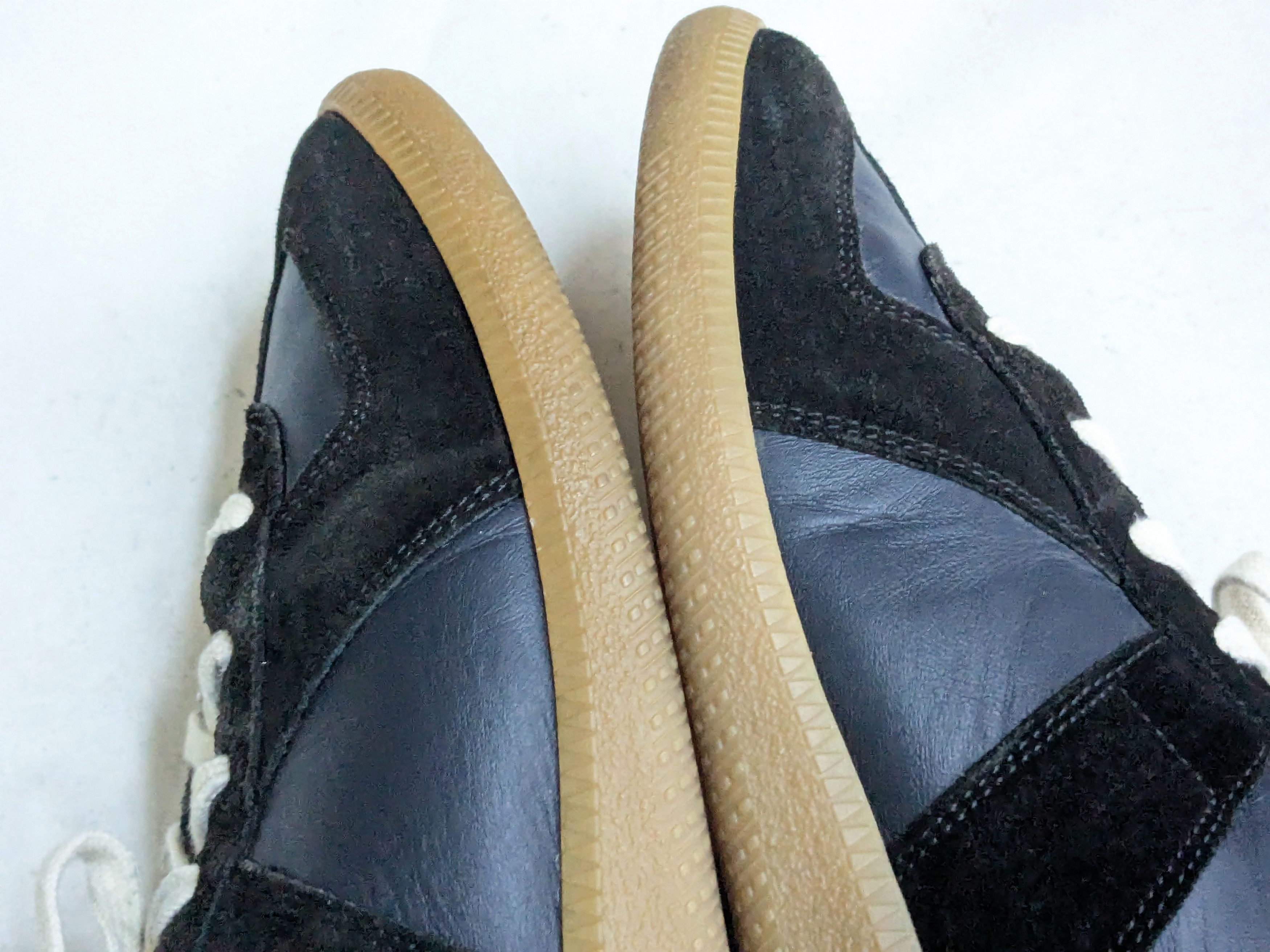 Maison Margiela Maison Margiela Replica GAT Navy Blue 10 43 Low Tops Gum Size US 10 / EU 43 - 5 Thumbnail