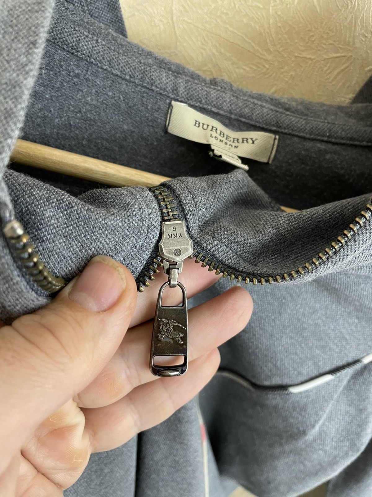 Burberry Burberry hoodie size S gray Size S / US 4 / IT 40 - 9 Thumbnail