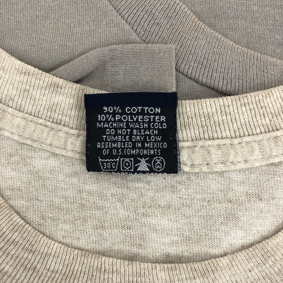 Stussy STUSSY Vintage Gothic Big Logo T-Shirt Size US M / EU 48-50 / 2 - 7 Thumbnail