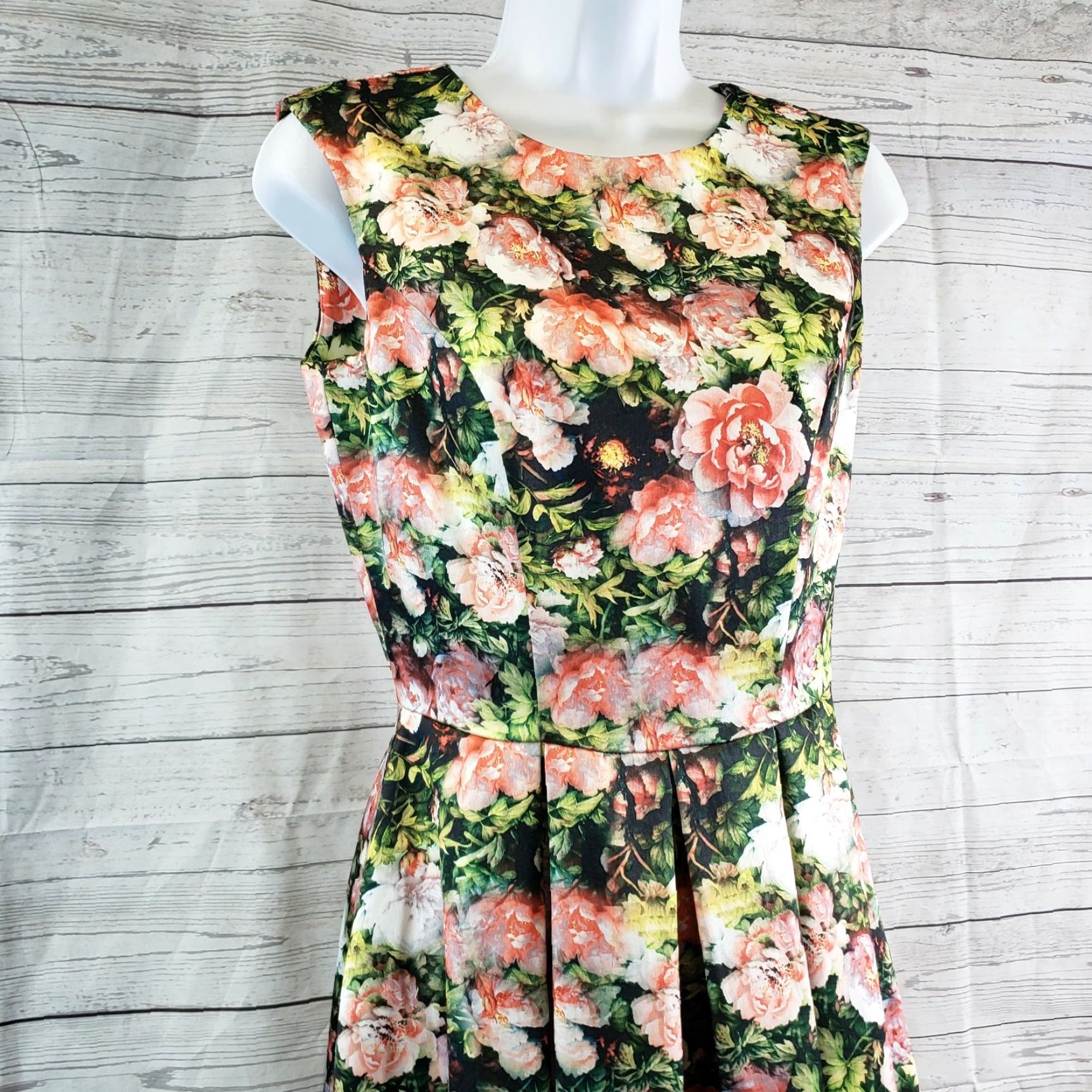 Vintage DV Collection Womens Dress Sleeveless Size 40 Pink Green Floral Side Zip Party Cocktail Knee Length Womens Fit & Flare Size S / US 4 / IT 40 - 2 Thumbnail
