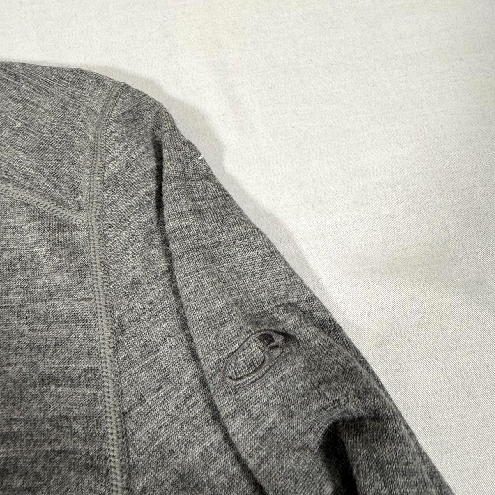 Icebreaker Icebreaker Shirt Mens Small Gray Merino Wool 1/4 Zip Sweater Base Layer Hike Size US S / EU 44-46 / 1 - 3 Thumbnail
