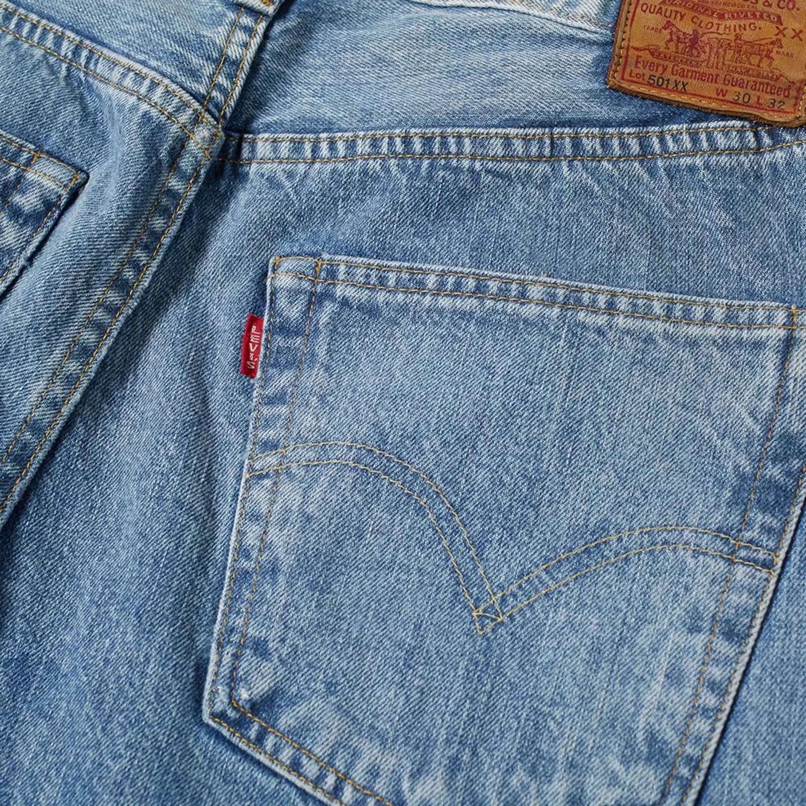 Levi's Vintage Clothing [W30/L32] 1947 501 Jean (Beaches) Size US 30 / EU 46 - 16 Thumbnail