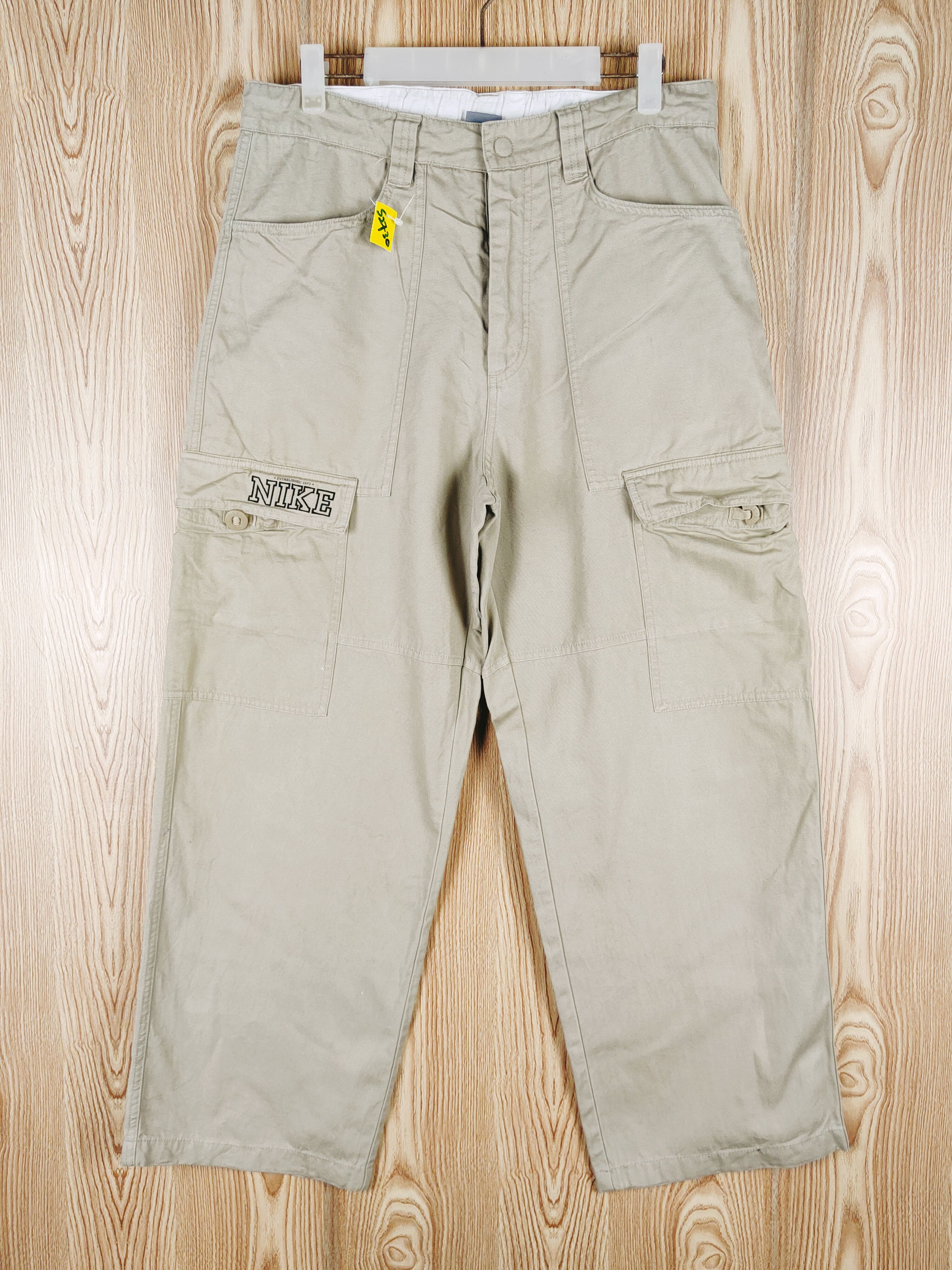 Nike Nike Beige Multipocket Tactical Cargo Pants #S2730 Size US 33 - 1 Thumbnail