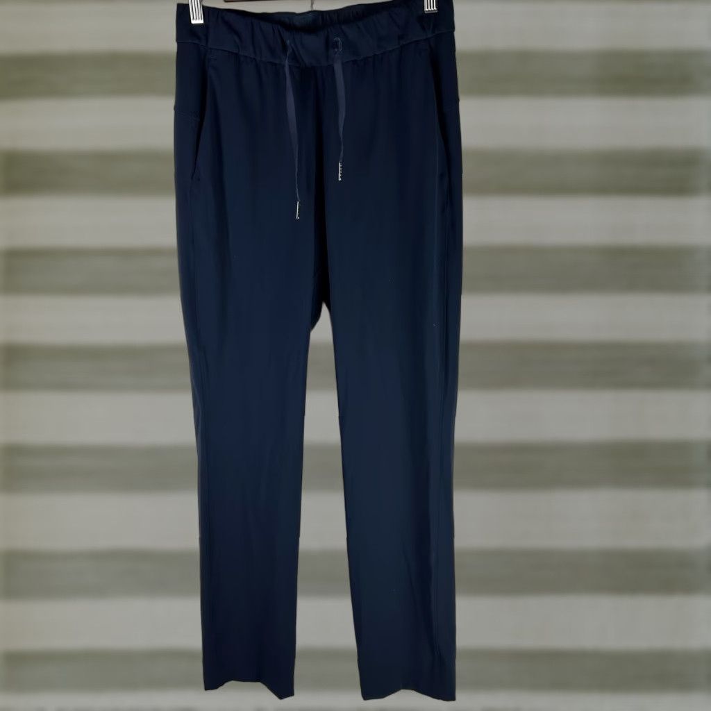 Lululemon Lululemon Womens Jogger Pants Blue 6 - Pockets Elastic Waist Drawstring Tapered Knit Activewear Gym & Training Sportswear Men/Women? Size 28" / US 6 / IT 42 - 1 Thumbnail