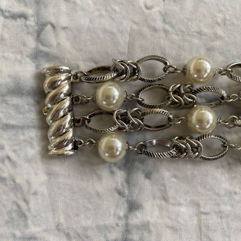 Other Costume jewelry 3 metal loop strand and faux pearl bracelet Size ONE SIZE - 2 Thumbnail