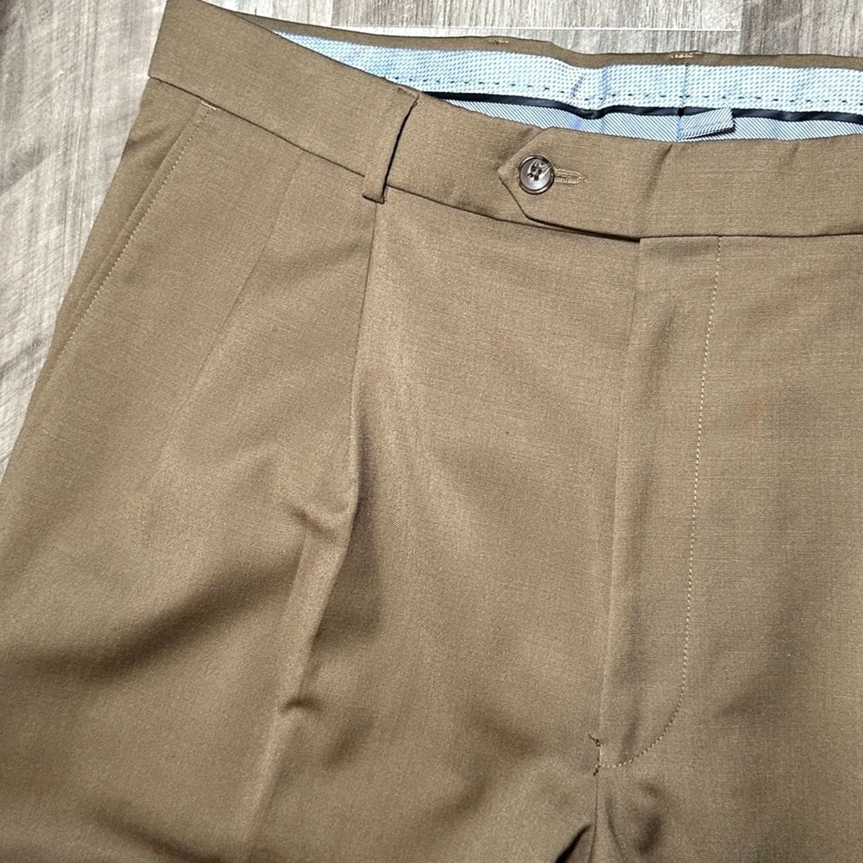 Vintage Ballin Dress Pants Men 37 Wool Brown Ballin Super 120s Pleated Cuffed 28in Inseam 40in Rise 12.5in 9.5in Leg Opening 13.5in MS8673 Size US 37 - 6 Thumbnail