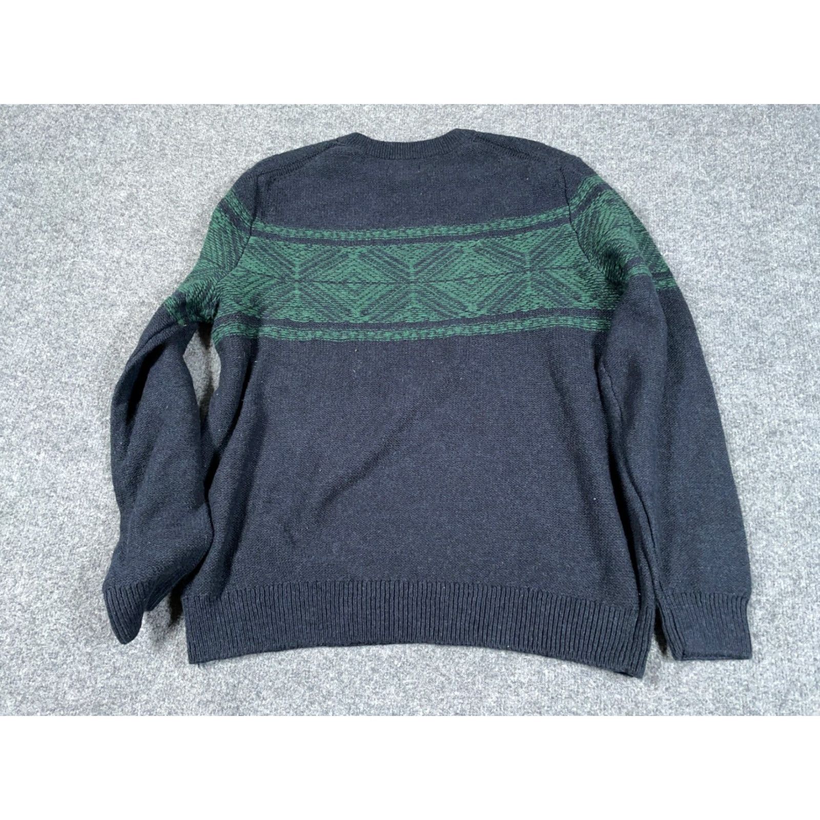 Croft & Barrow Croft & Barrow Geometric Snowflake Knit Sweater Adult Large Black Green Crew Neck Pullover Mens Casual Preppy Winter Size US L / EU 52-54 / 3 - 2 Thumbnail