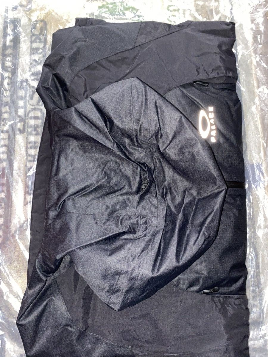 Oakley × Palace Palace x Oakley Snow Jacket Black Size US L / EU 52-54 / 3 - 4 Thumbnail