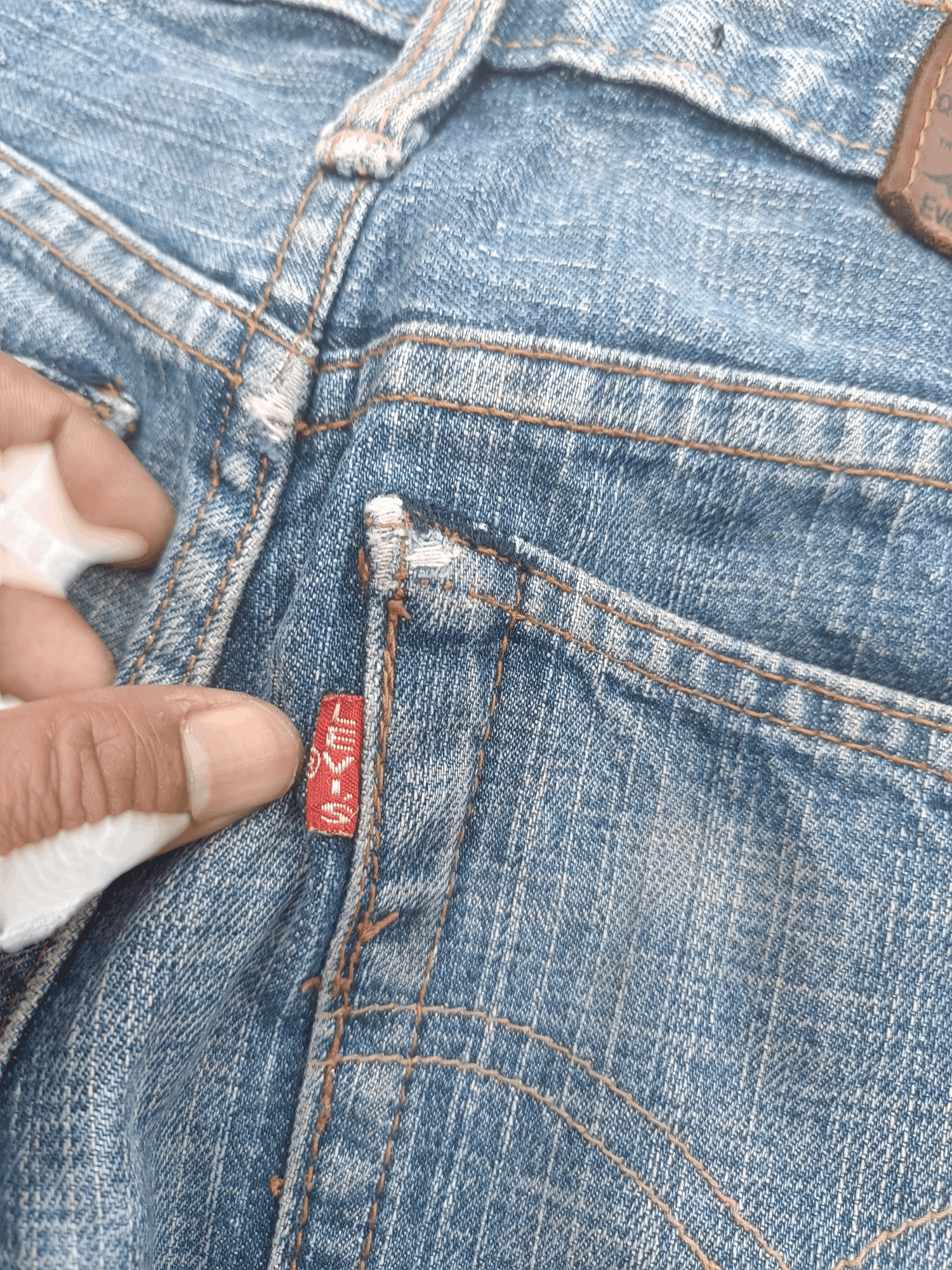 If Six Was Nine × Levi's × Vintage Vintage Levis Jeans Flare Whisker Faded Big E [E194] Size US 28 / EU 44 - 14 Thumbnail