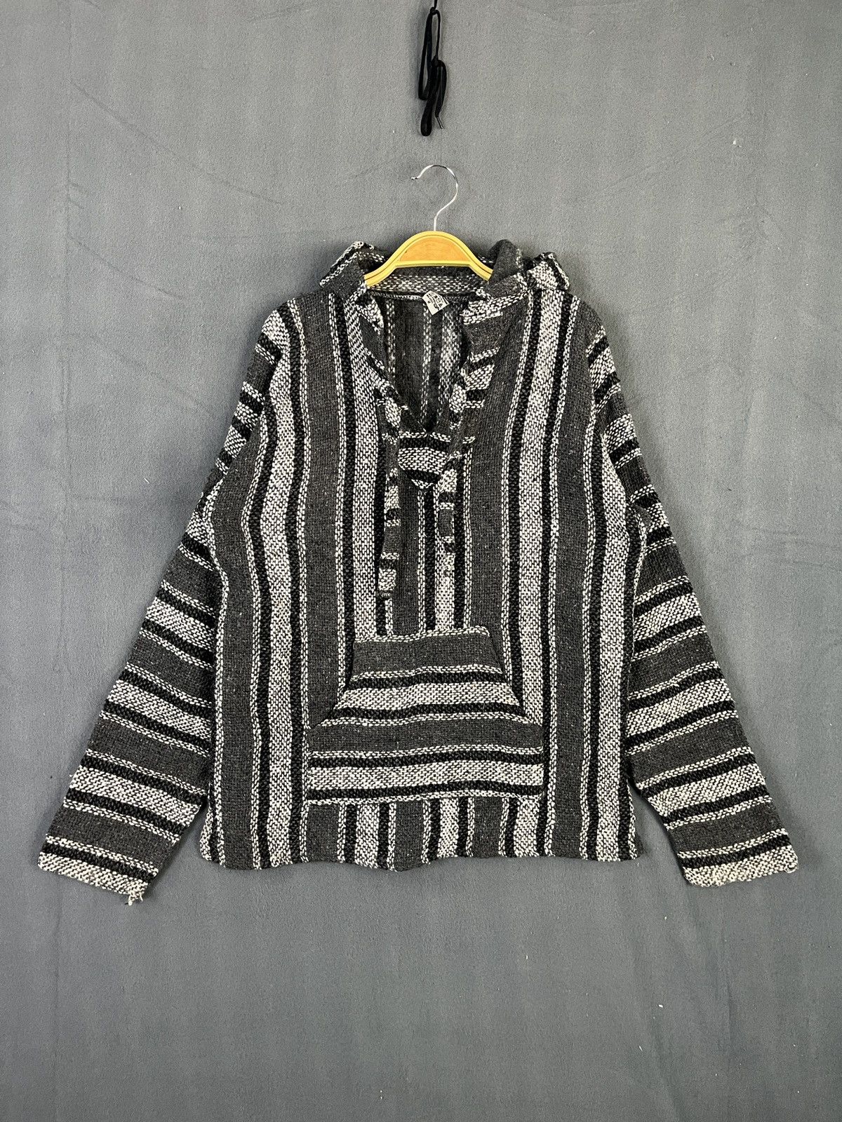 Mexican Threads × Vintage Rare Vintage Sandy Mexican Drug Rugs Hoodie Size US M / EU 48-50 / 2 - 1 Thumbnail