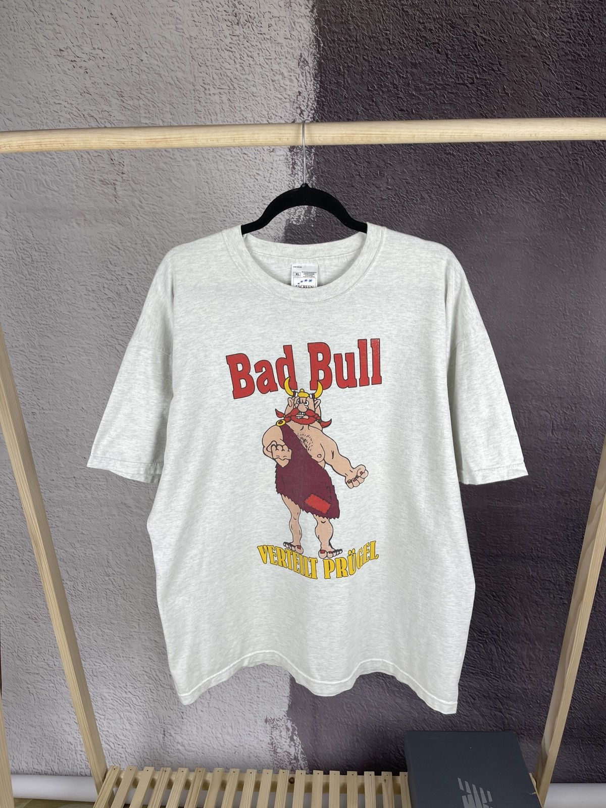 Other Screen Stars FOTL Bad Bull Viking big logo tee shirt Size US XL / EU 56 / 4 - 1 Thumbnail
