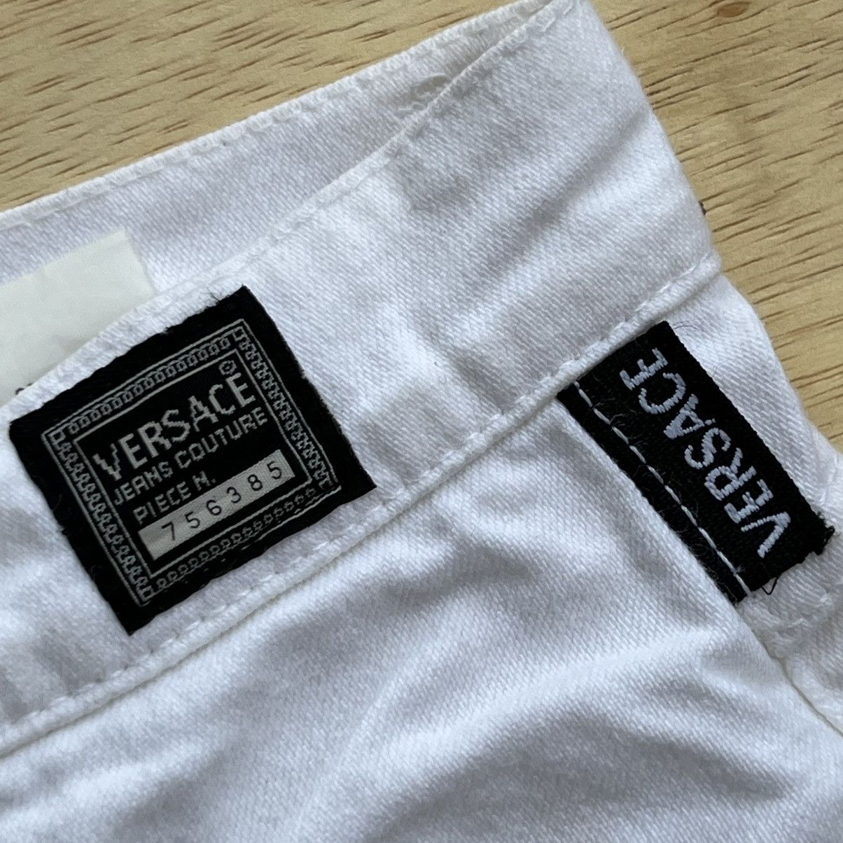 Versace Jeans Couture VERSACE JEANS COUTURE MEDUSA PATCH DENIM BAGGY FIT Size US 28 / EU 44 - 10 Thumbnail