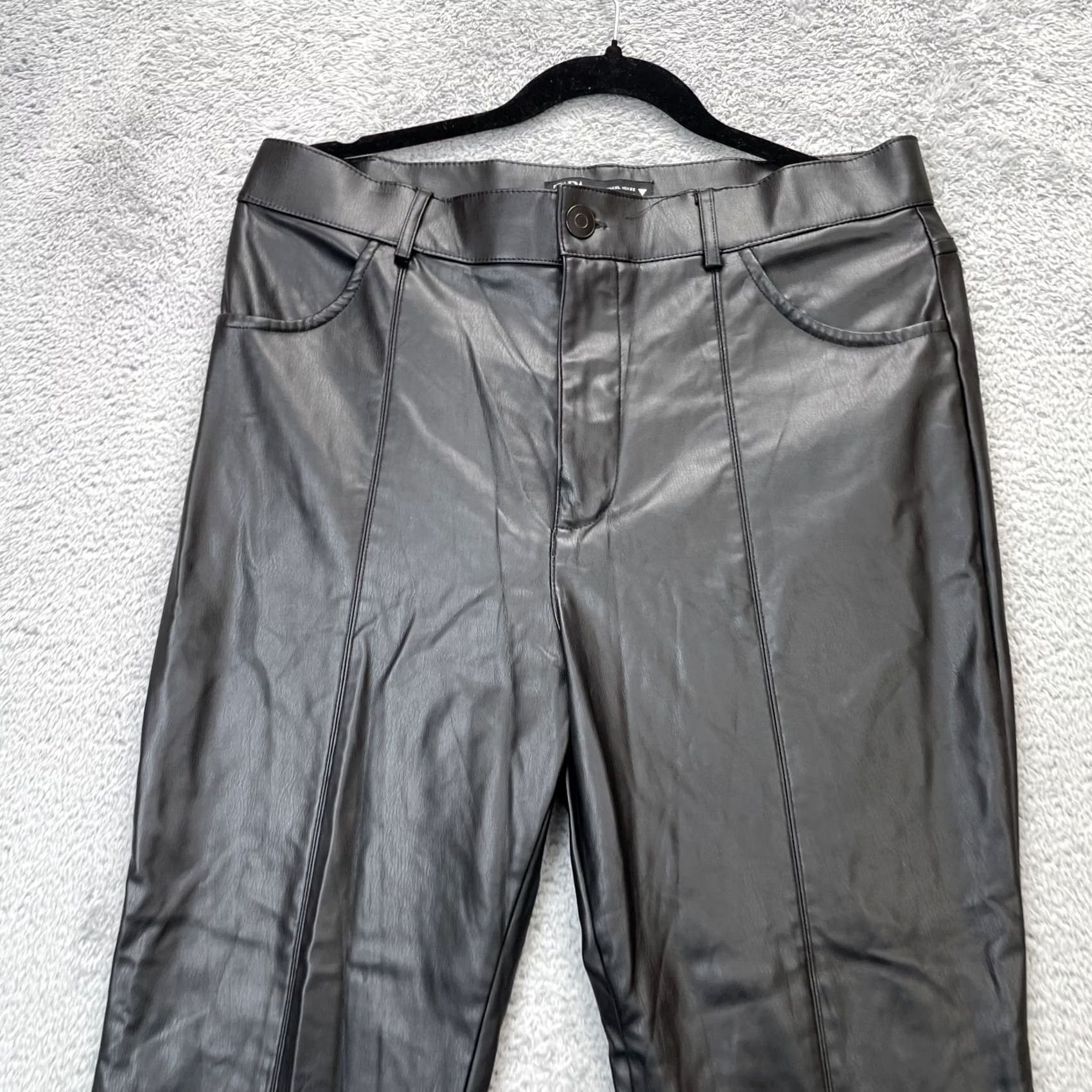 Zara Zara Pants Womens XL Black Flared Leg Leather Fleece Lined Ankle Zip Size 24" / US 00 / IT 34 - 5 Thumbnail