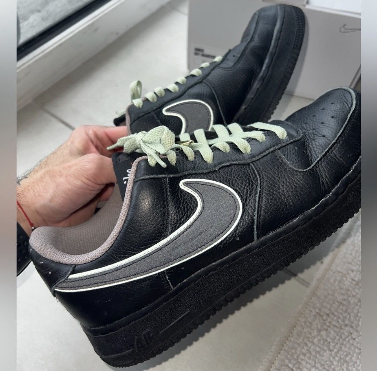 Nike Nike Air Force 1 Black Size US 10 / EU 43 - 2 Thumbnail