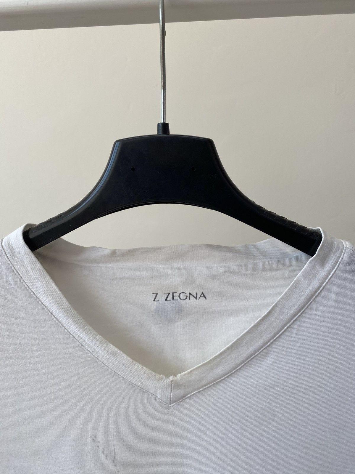 Z Zegna Vintage Z Zegna Printed V-neck T-shirt Size US M / EU 48-50 / 2 - 5 Thumbnail
