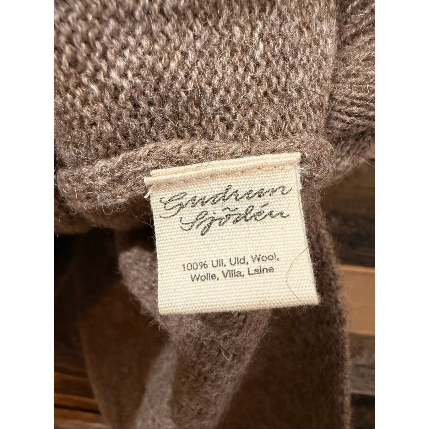 Guru Gudrun Sjoden brown soft wool b button front vest size Small Size S / US 4 / IT 40 - 5 Thumbnail
