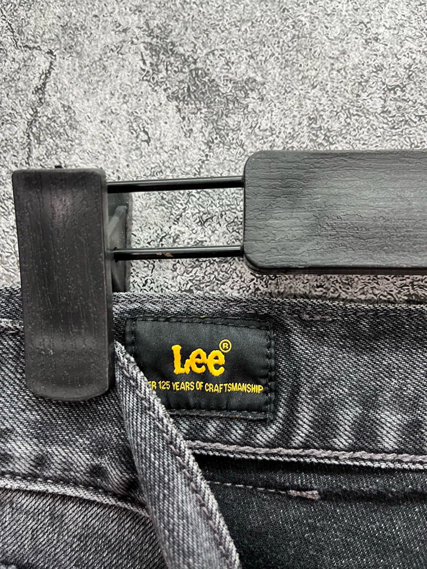 Lee LEE Classic Fit Jeans W29L28 - 99% Condition Size US 29 - 4 Thumbnail