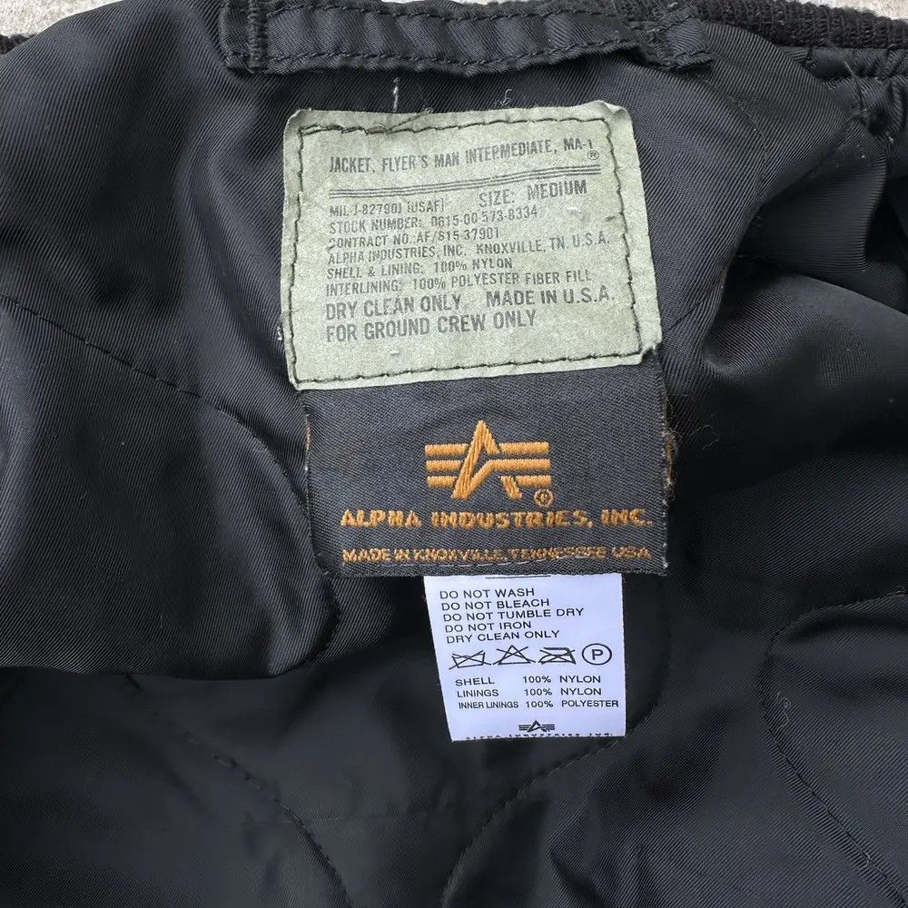 Alpha Industries × Vintage 90s MA-1 Bomber jkt US army navy military usa Size US M / EU 48-50 / 2 - 7 Thumbnail