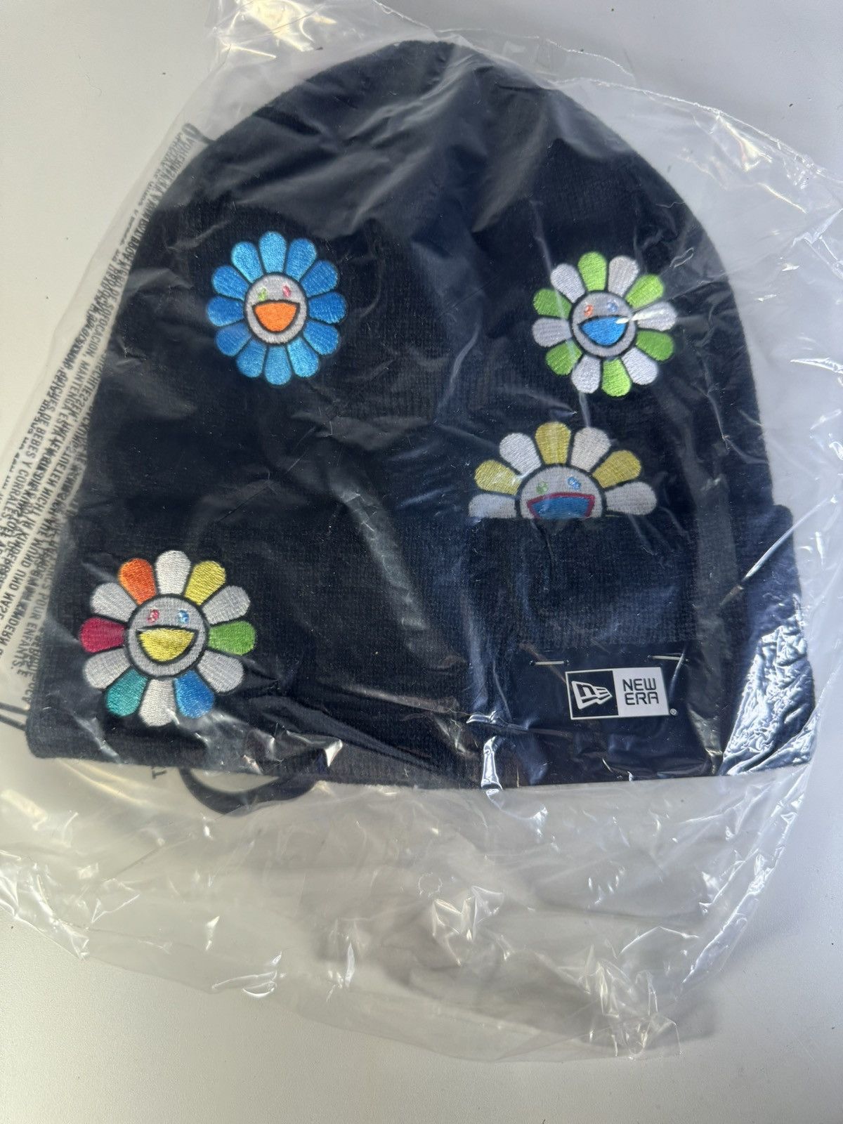 image of New Era Takashi Murakami Black All Over Flower Knit Beanie, Men's