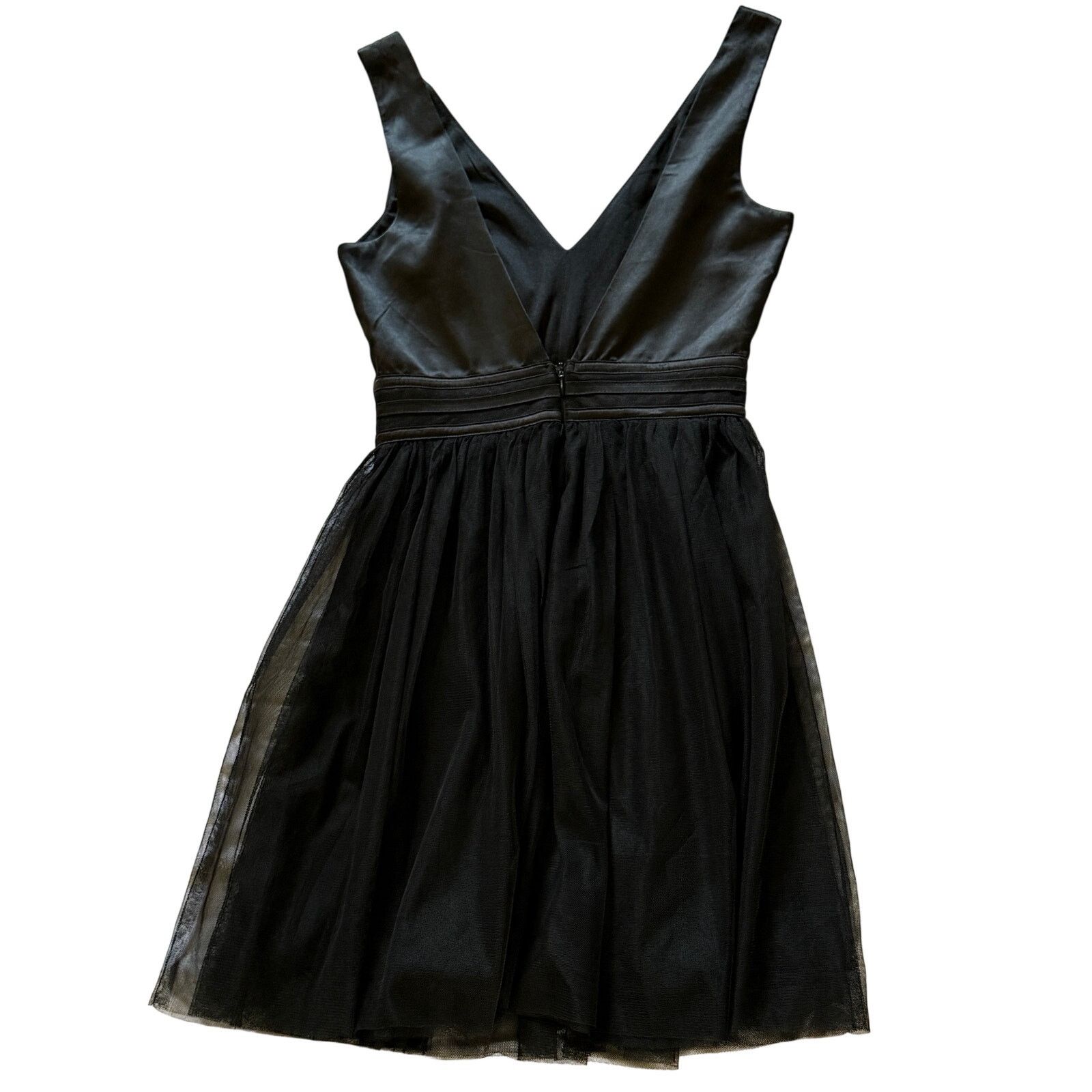 Anthropologie En Crème Anthropologie XS v-neck sleeveless cocktail dress Size XS / US 0-2 / IT 36-38 - 4 Thumbnail