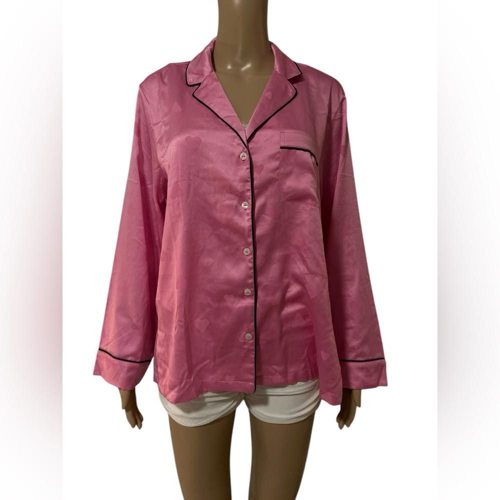 Designer VS Pink Satin Women's Pajama Top Size ONE SIZE - 1 Thumbnail