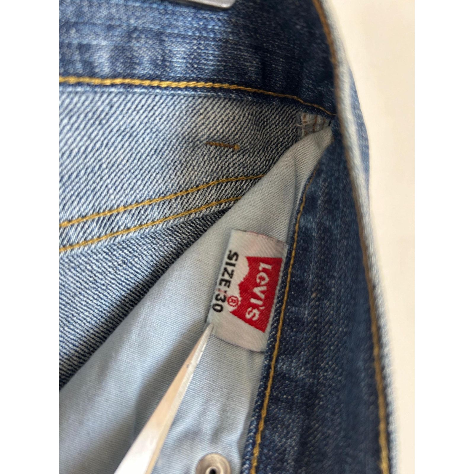 Levi's Vintage Levi's 501 Jeans - 90s Y2K Straight Leg - 30x32 Size US 30 / EU 46 - 9 Thumbnail