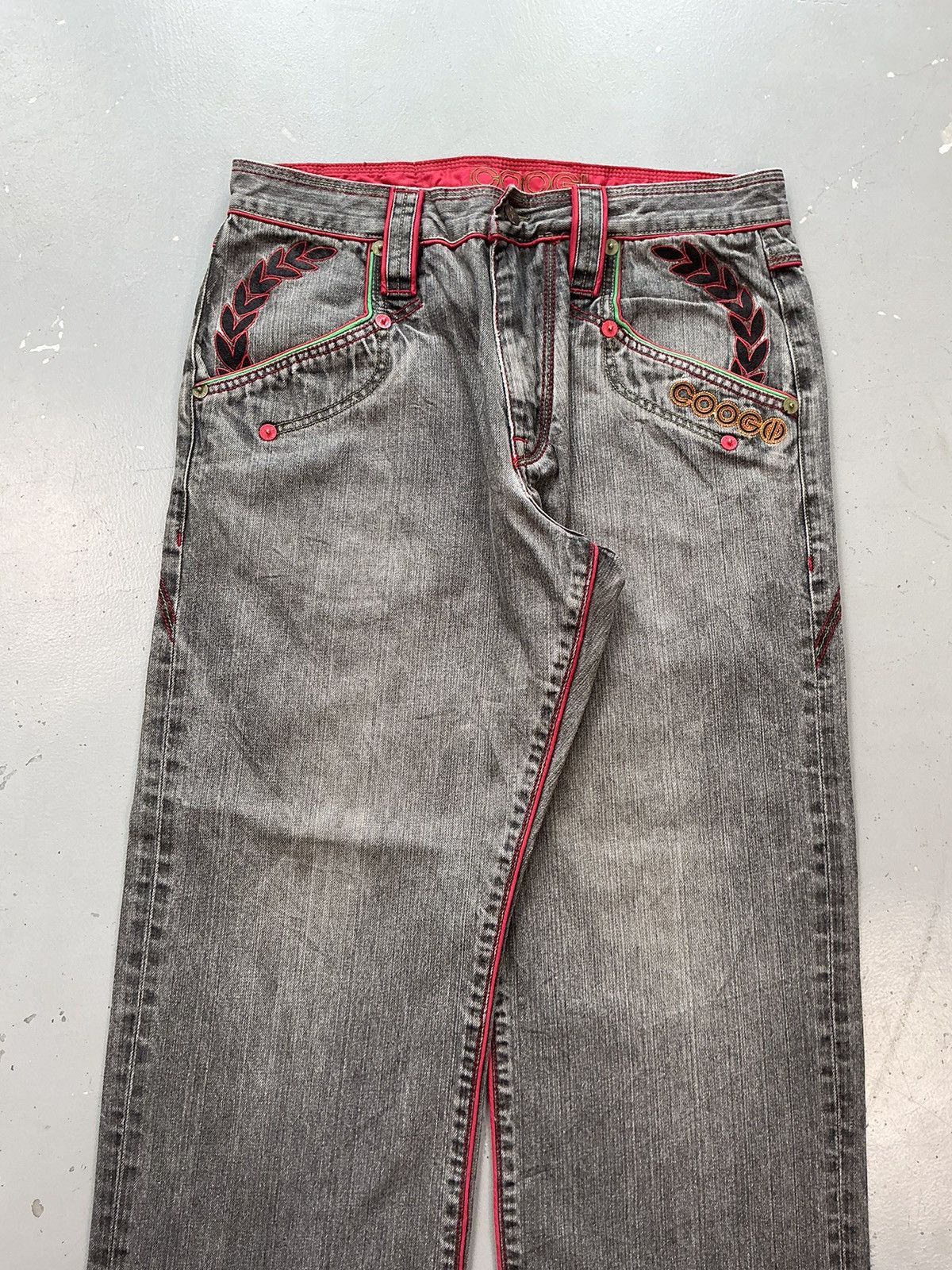 Coogi × Vintage Vintage faded Coogi crazy patterns embroidered denim pant Size US 34 / EU 50 - 4 Thumbnail
