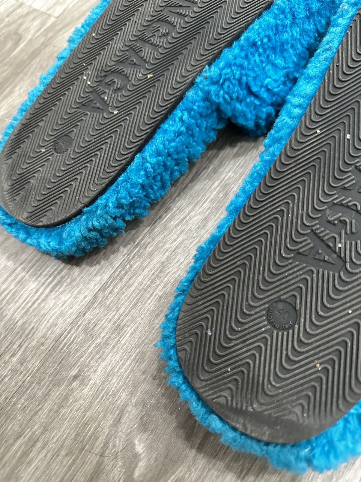 Balenciaga Balenciaga Furry Campaign Slides Cyan / Blue Size US 7.5 / EU 40-41 - 5 Thumbnail