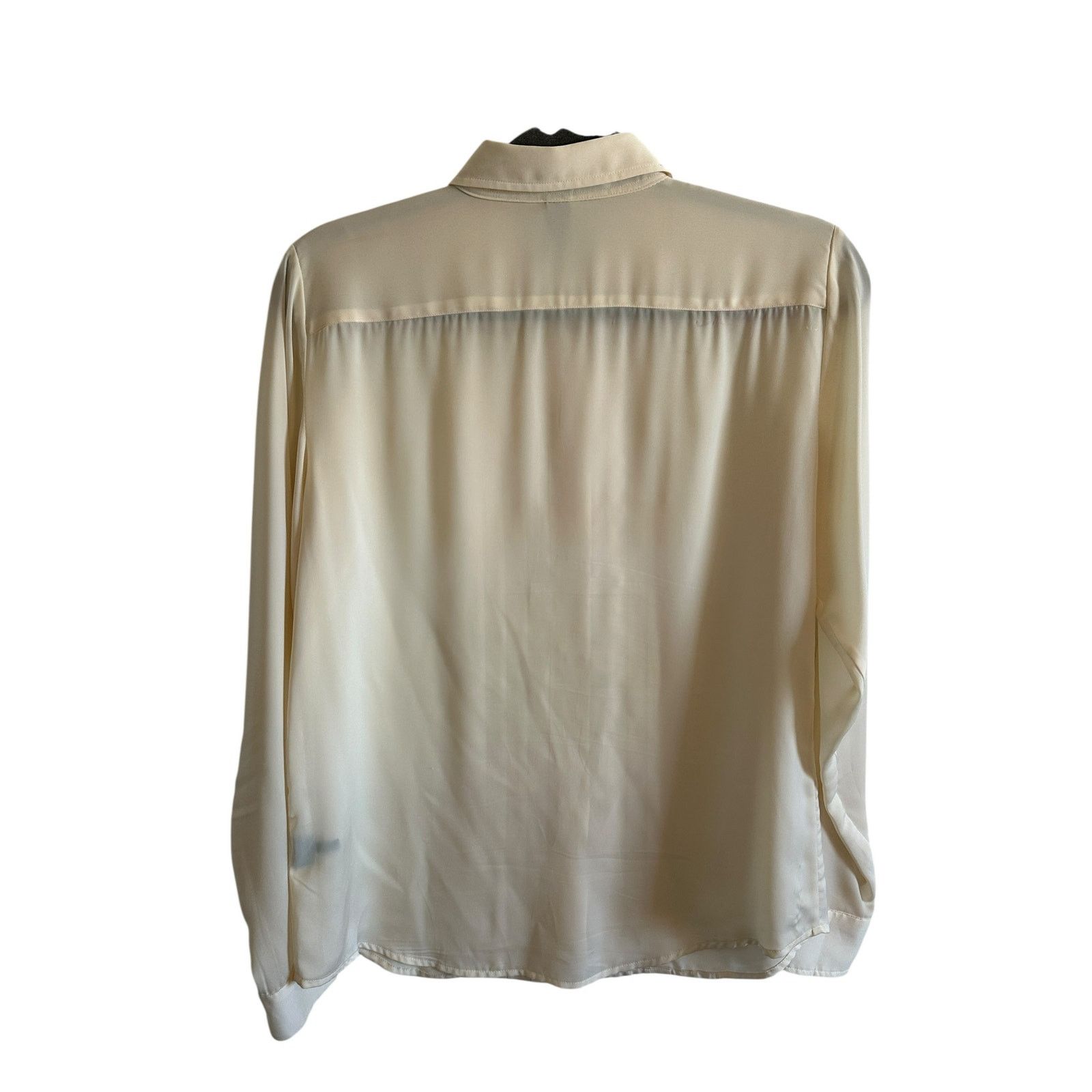 Ralph Lauren Women's Medium Cream Pleated Front Collar Button Up Top Size M / US 6-8 / IT 42-44 - 6 Thumbnail