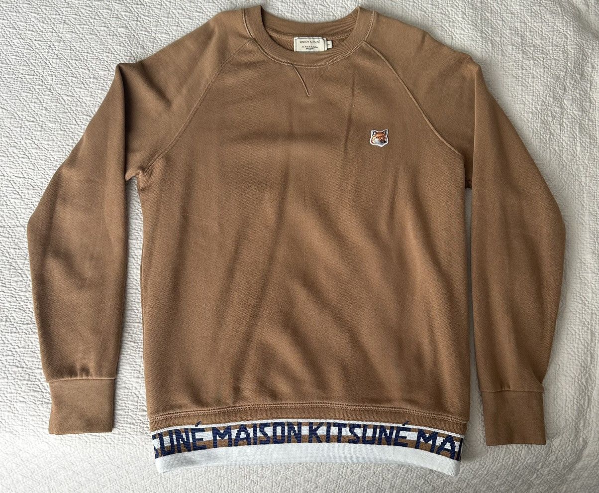 Image of Maison Kitsune Fox Patch Sweatshirt Small in Brown, Men's