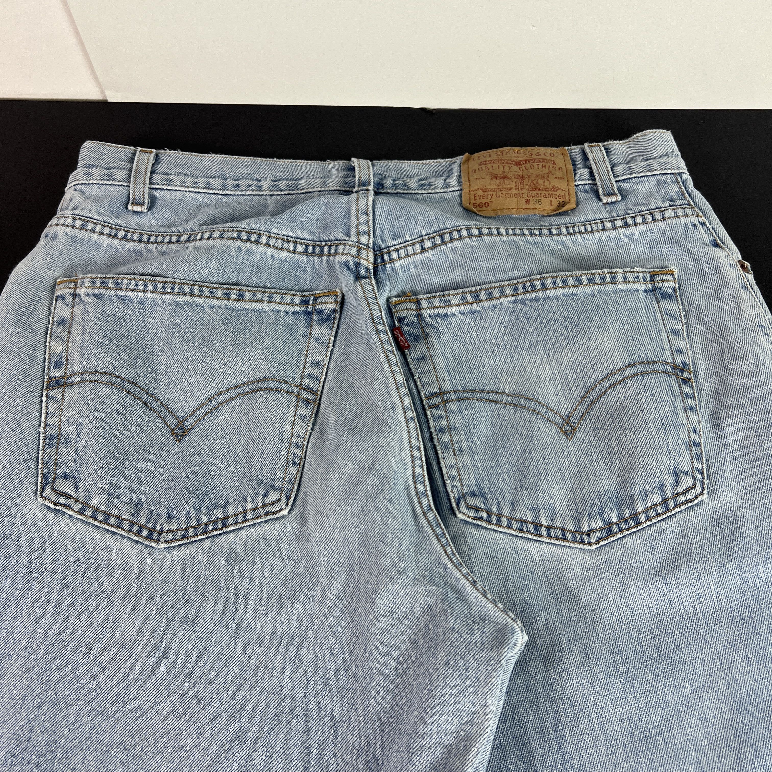 Levi's Y2K Levi's Jeans 560 Loose Tapered Blue Faded Cotton Denim Size US 35 - 13 Thumbnail