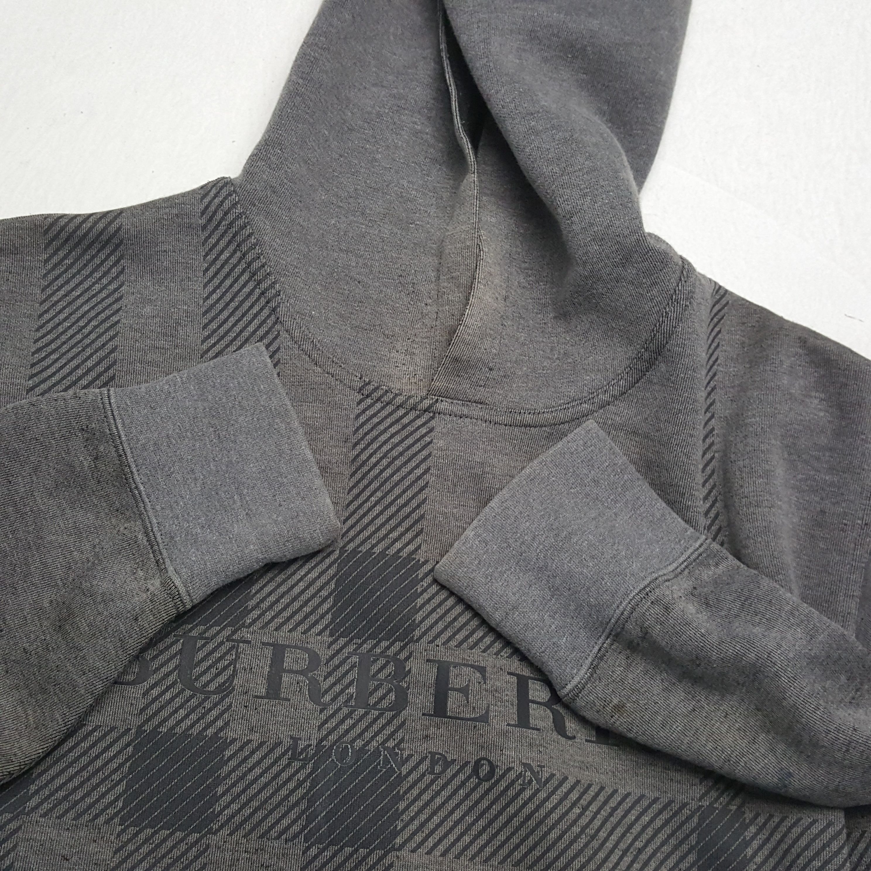 Burberry × Vintage Vintage BURBERRY LONDON Fashion Brand Nova Check Hoodies Size US S / EU 44-46 / 1 - 9 Thumbnail
