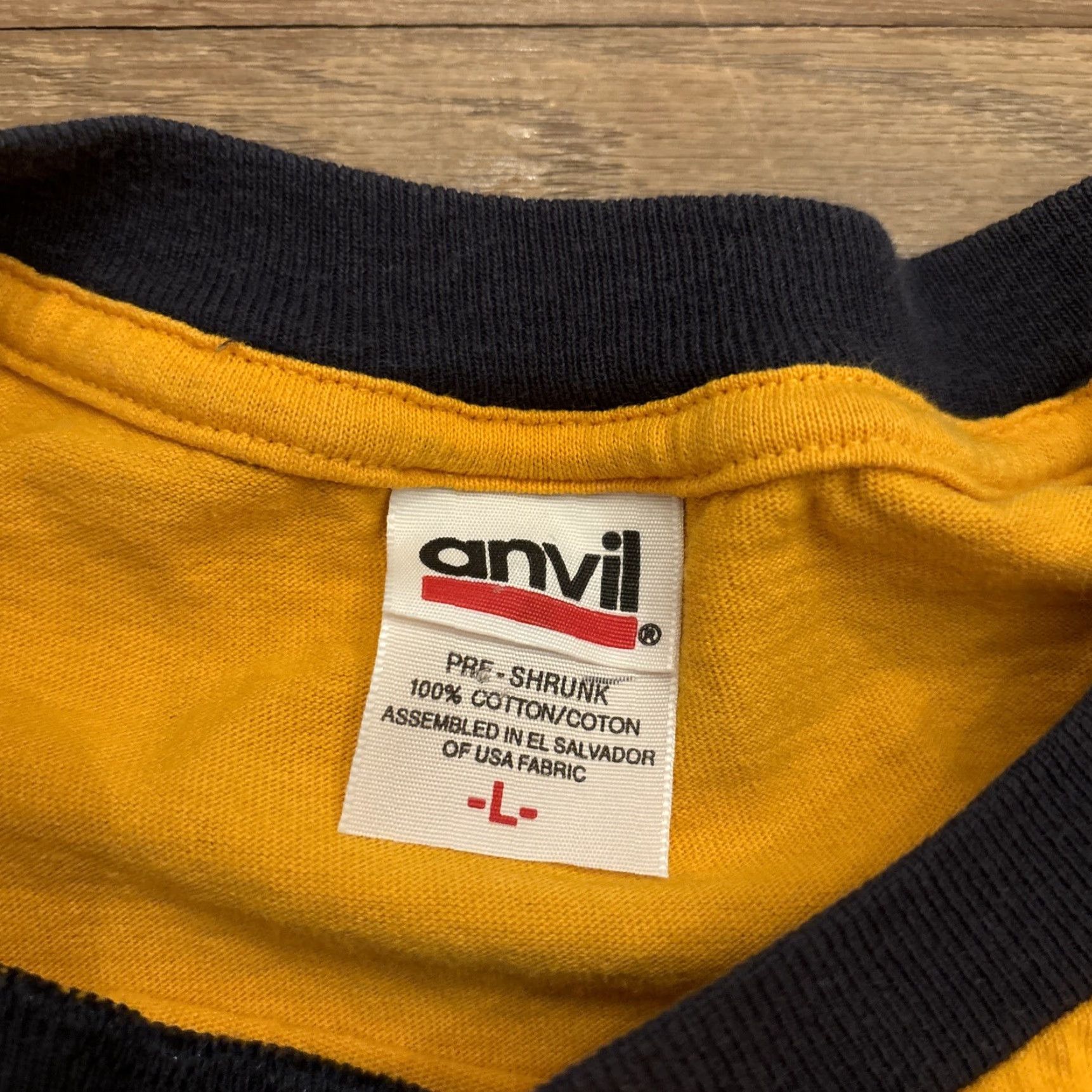 Anvil VINTAGE Louise Mandrell Ringer T-Shirt Men Size L Yellow Pigeon Forge Tennessee Size US L / EU 52-54 / 3 - 3 Thumbnail