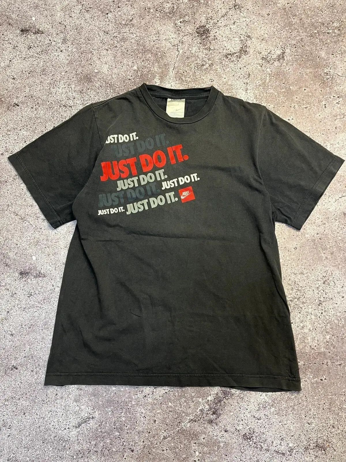 Nike × Vintage Vintage Nike Just Do It T-Shirt Black Swoosh Logo Tee Size S Size US S / EU 44-46 / 1 - 1 Thumbnail