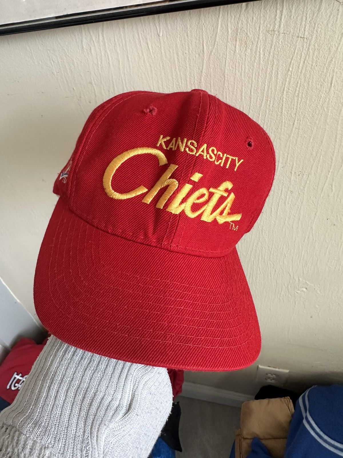 Sports Specialties 90s vintage Kansas city chiefs script snapback Size ONE SIZE - 1 Thumbnail