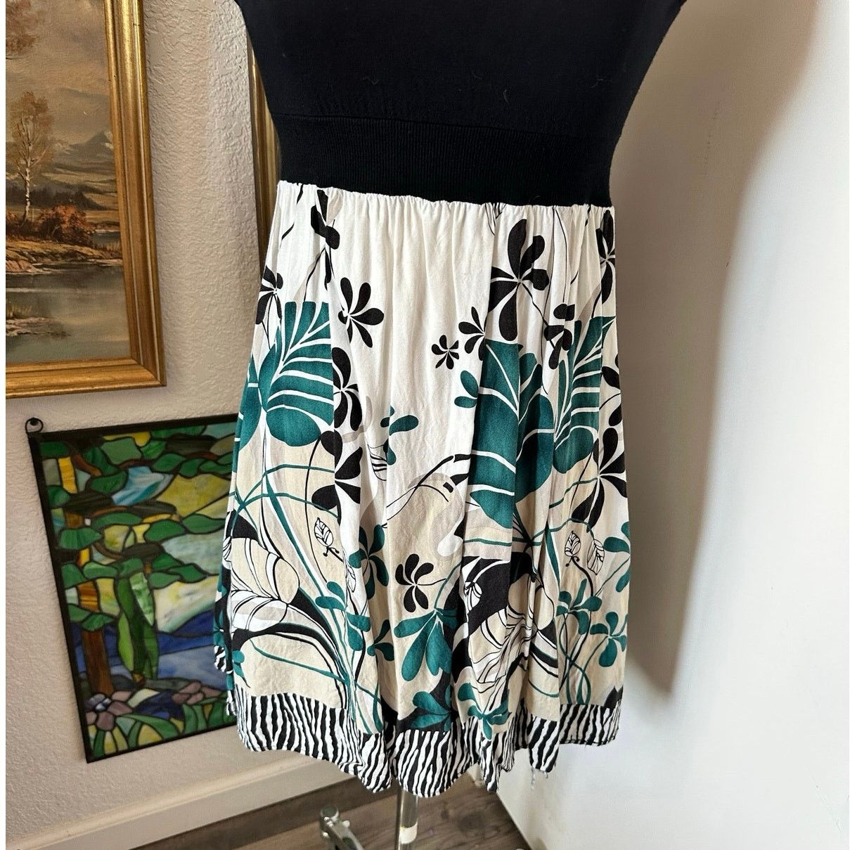 Forever 21 forever 21 black white floral skirt dress Size S / US 4 / IT 40 - 2 Thumbnail