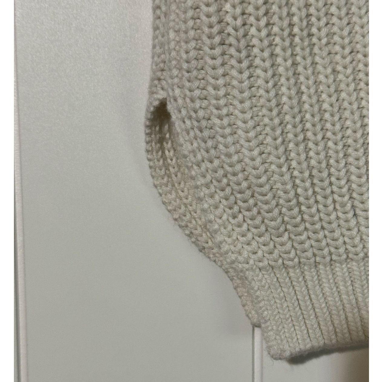 Abercrombie & Fitch Abercrombie & Fitch V-Neck Sweater Vest Cream Small Size S / US 4 / IT 40 - 4 Thumbnail
