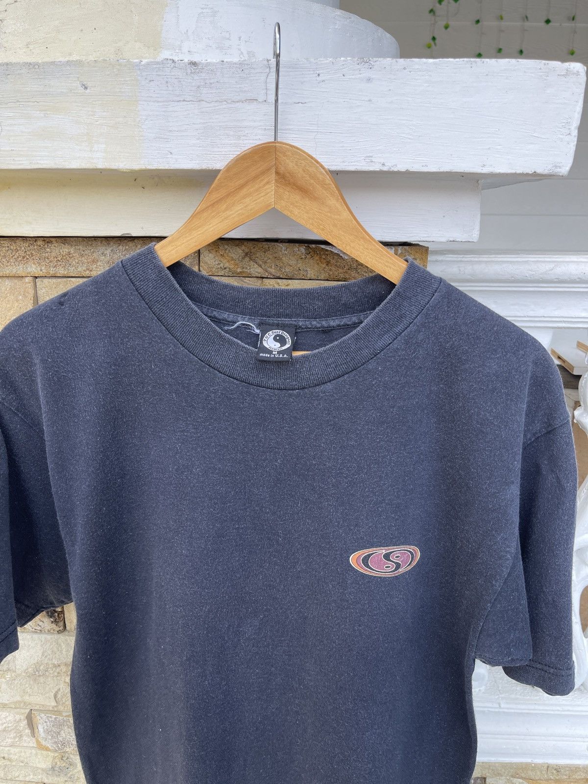 Vintage Last Drop🔥Rare🔥Vintage Faded 90s T&C Surf Design Tee Size US S / EU 44-46 / 1 - 4 Thumbnail