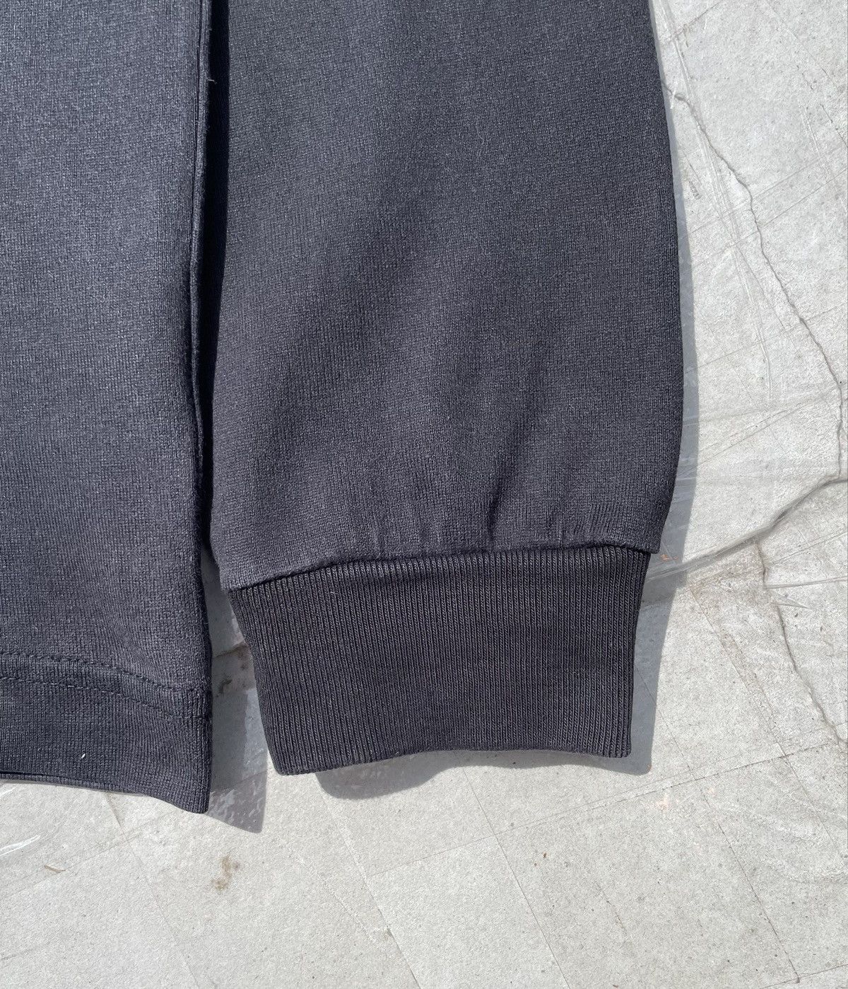 Undercover RARE‼️ Undercover Uniqlo Longsleeve Size US S / EU 44-46 / 1 - 4 Thumbnail